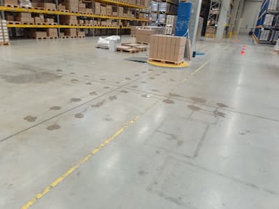 Injektáže, opravy spar a výškových nerovností, RR Donnelley