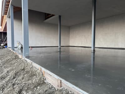 Betonová podlaha se vsypem, Perná, 200 m&sup2;